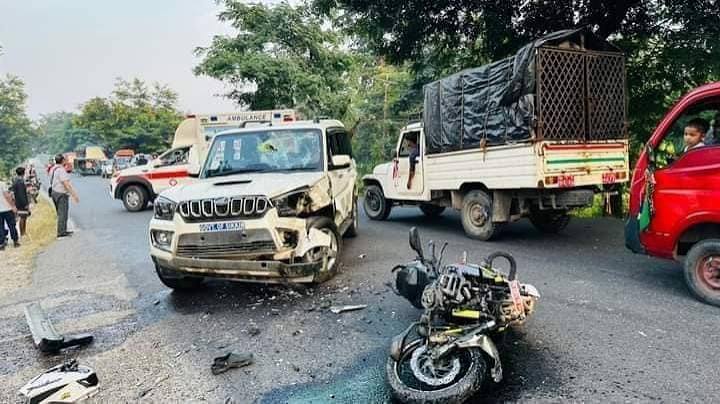 स्कर्पियो र मोटरसाइकल ठोक्किँदा एकको मृत्यु